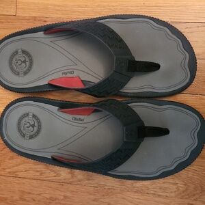 OluKai Men's Size 13.5 Awiki Hawaiian Lifeguard Association Beach Sandals